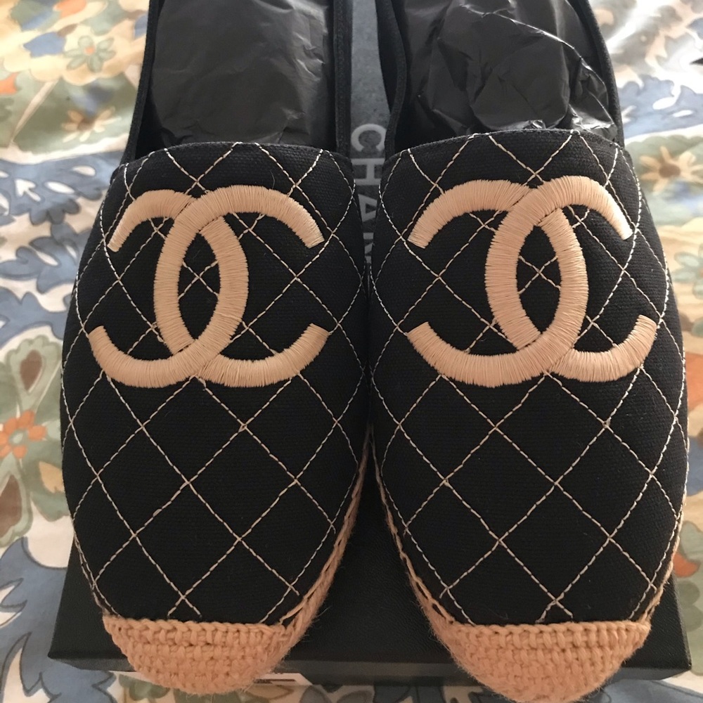 NIB CHANEL Espadrilles
